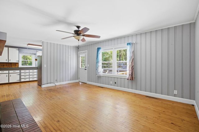 302 Copas Road SW, Shallotte, NC 28470