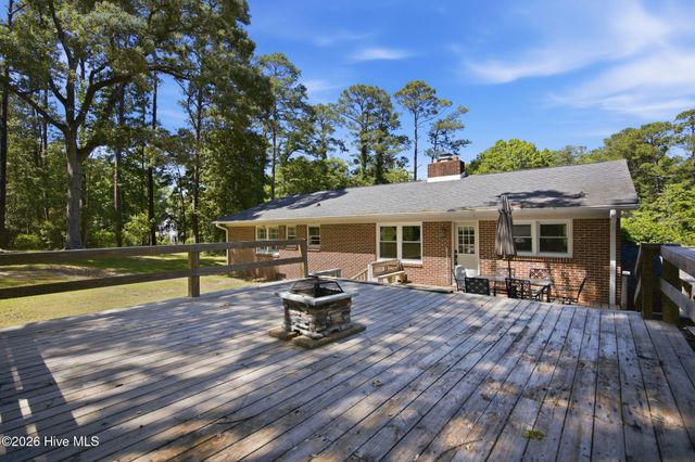 302 Copas Road SW, Shallotte, NC 28470