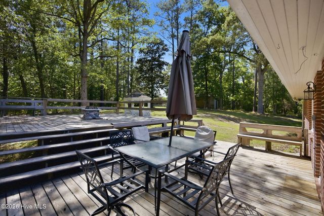 302 Copas Road SW, Shallotte, NC 28470