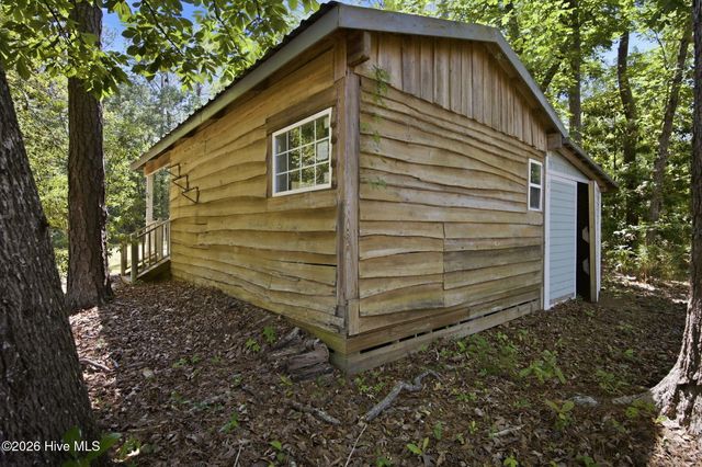 302 Copas Road SW, Shallotte, NC 28470