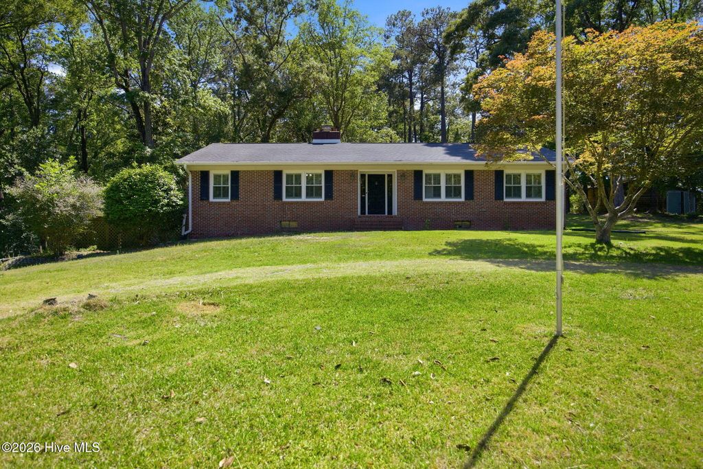 302 Copas Road SW, Shallotte, NC 28470