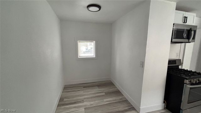 1021 La Croix Avenue, Akron, OH 44307