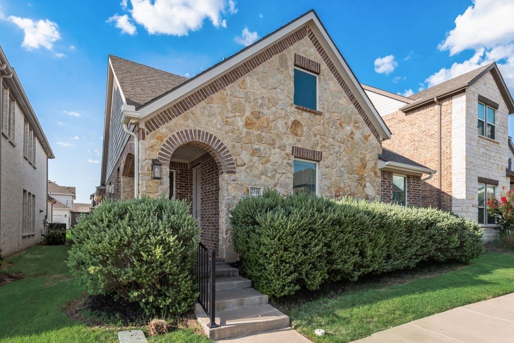 2336 Stella Lane, Northlake, TX 76247