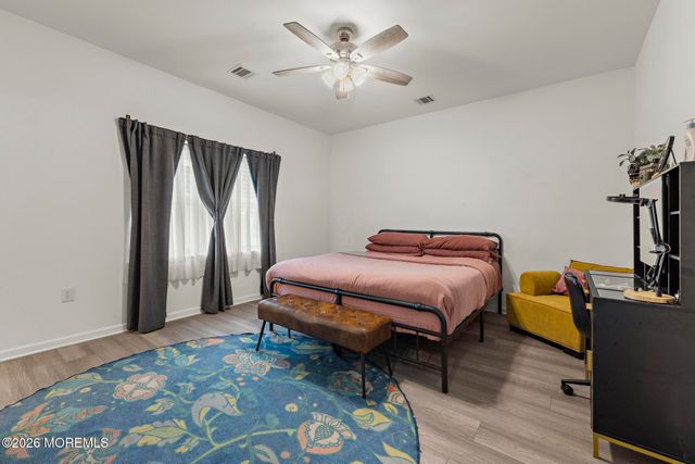 413 S Green Street, Tuckerton, NJ 08087