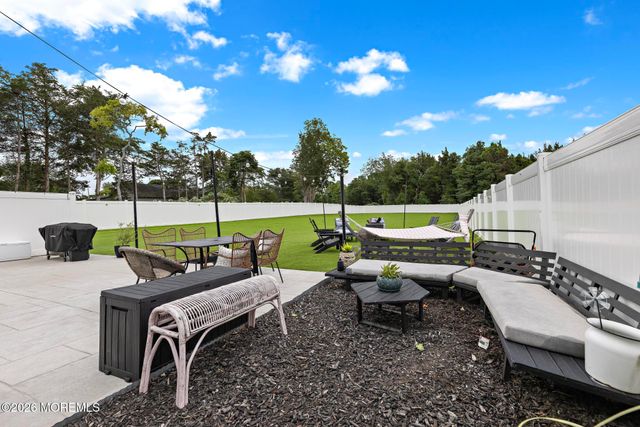 413 S Green Street, Tuckerton, NJ 08087
