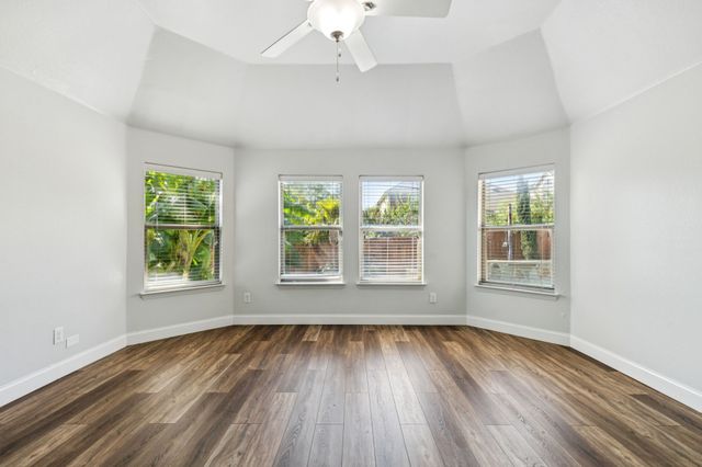 3012 Waterglen Drive, Fort Worth, TX 76244