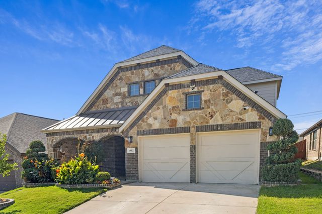 3012 Waterglen Drive, Fort Worth, TX 76244
