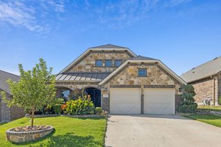 3012 Waterglen Drive, Fort Worth, TX 76244