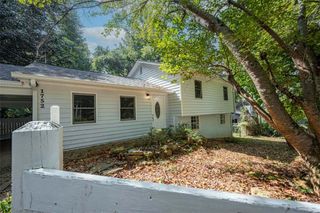 1752 Mitzi Court, Duluth, GA 30097