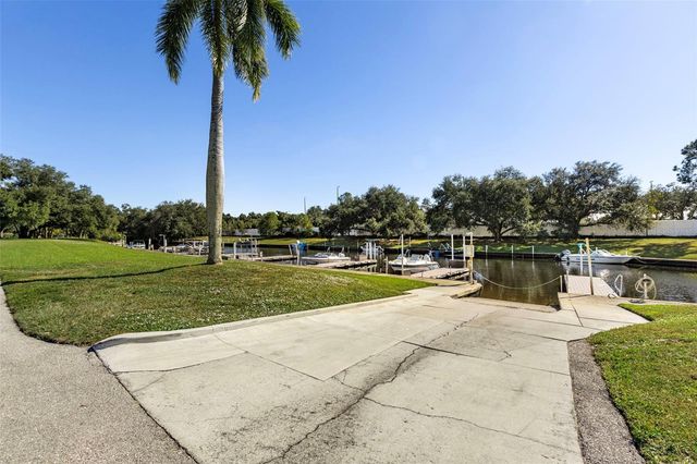 536 PANGOLA DRIVE, North Fort Myers, FL 33903