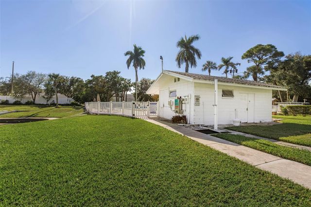 536 PANGOLA DRIVE, North Fort Myers, FL 33903