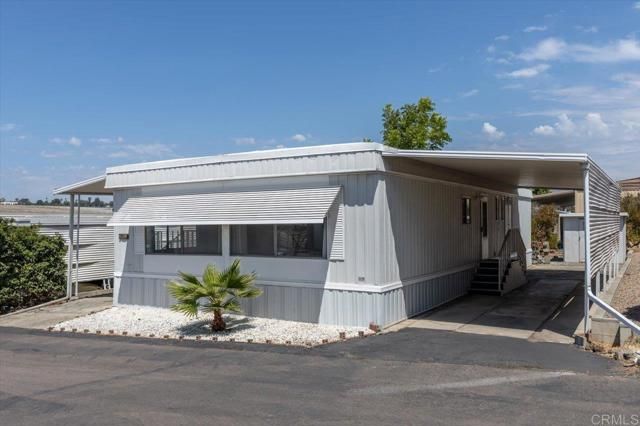 718 Sycamore Avenue 109, Vista, CA 92083