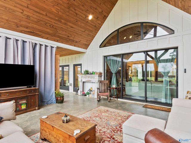 25797 Jay Bee Way, Elkmont, AL 35620
