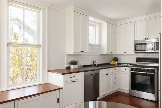 49 Magazine Street 49, Cambridge, MA 02139