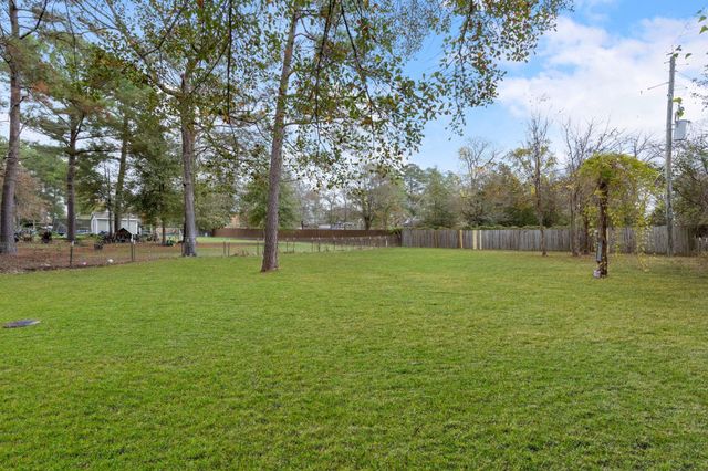 31406 E Timberloch Trail, Magnolia, TX 77355