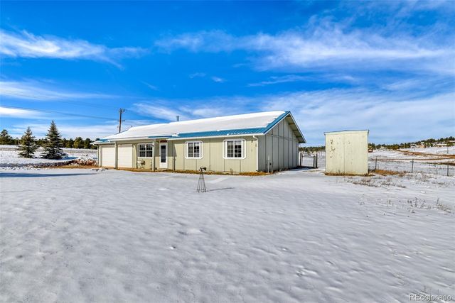 17 Garfield Circle, Florissant, CO 80816