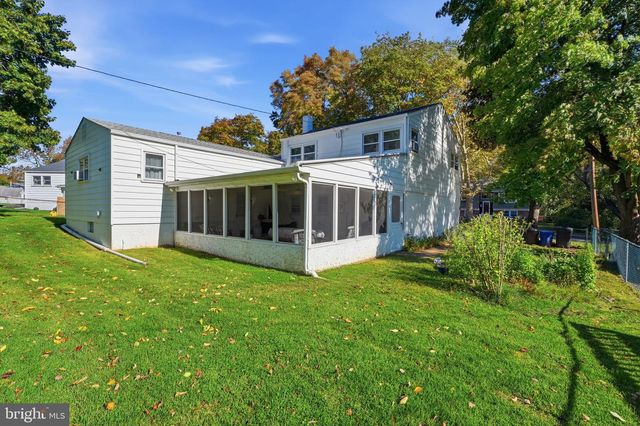 320 RUMPF AVE, Langhorne, PA 19047