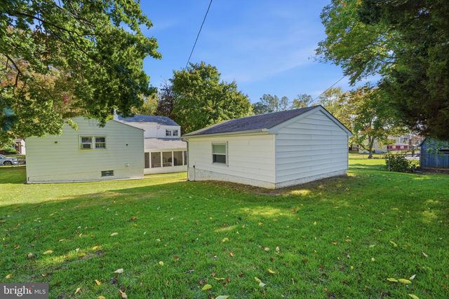 320 RUMPF AVE, Langhorne, PA 19047