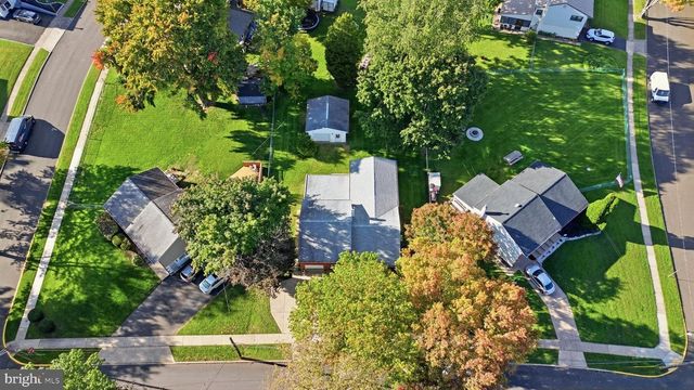 320 RUMPF AVE, Langhorne, PA 19047