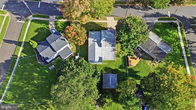 320 RUMPF AVE, Langhorne, PA 19047
