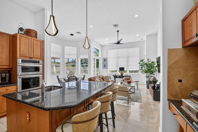 6733 Finamore Circle, Lake Worth, FL 33467