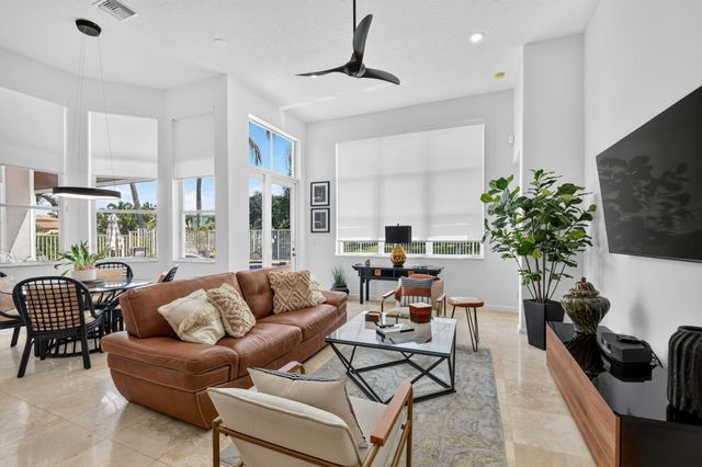 6733 Finamore Circle, Lake Worth, FL 33467