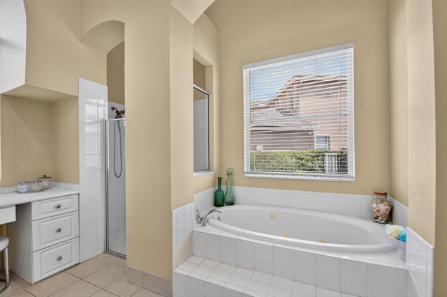 6733 Finamore Circle, Lake Worth, FL 33467