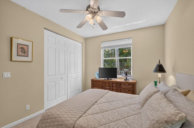 6733 Finamore Circle, Lake Worth, FL 33467