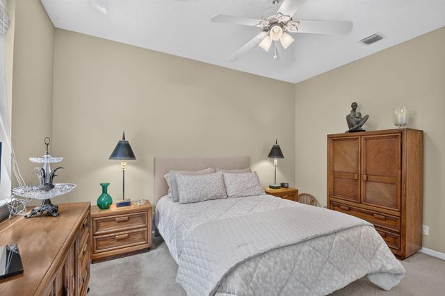 6733 Finamore Circle, Lake Worth, FL 33467