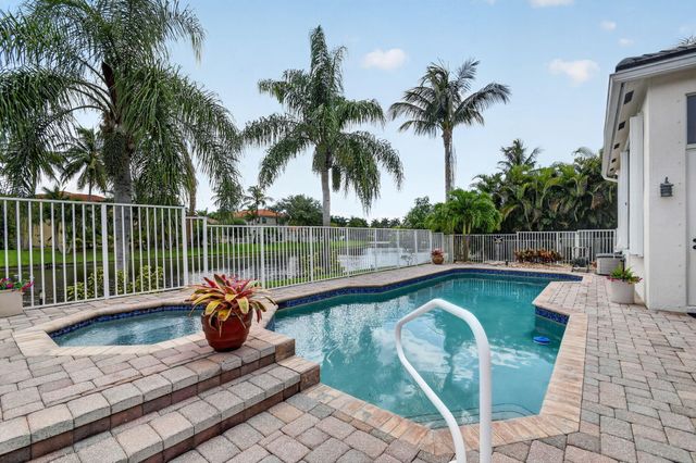 6733 Finamore Circle, Lake Worth, FL 33467