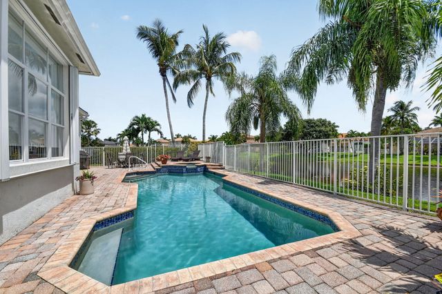 6733 Finamore Circle, Lake Worth, FL 33467