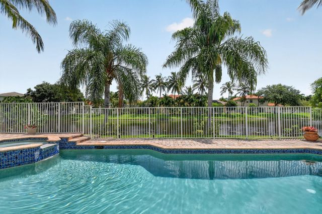 6733 Finamore Circle, Lake Worth, FL 33467