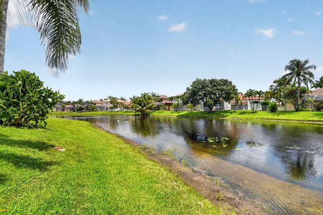 6733 Finamore Circle, Lake Worth, FL 33467