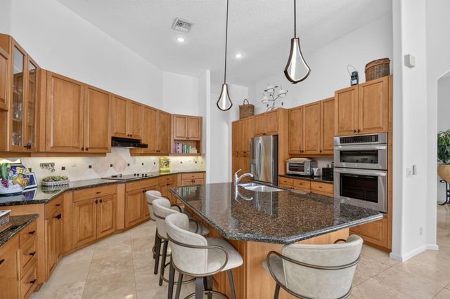 6733 Finamore Circle, Lake Worth, FL 33467