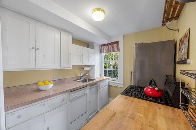 28 Commercial Street Unit 2, Provincetown, MA 02657