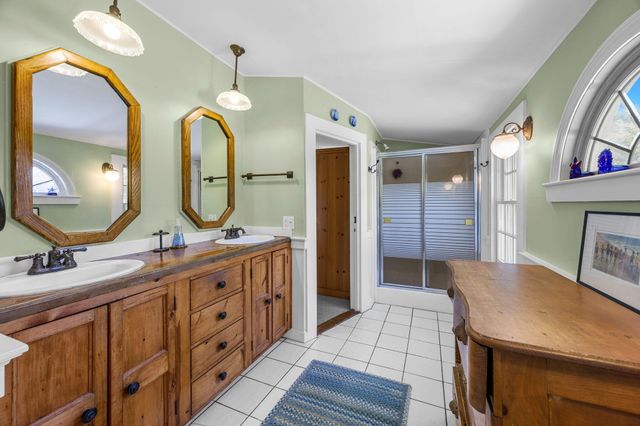 28 Commercial Street Unit 2, Provincetown, MA 02657