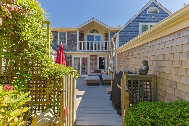 28 Commercial Street Unit 2, Provincetown, MA 02657