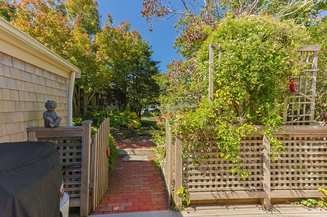 28 Commercial Street Unit 2, Provincetown, MA 02657