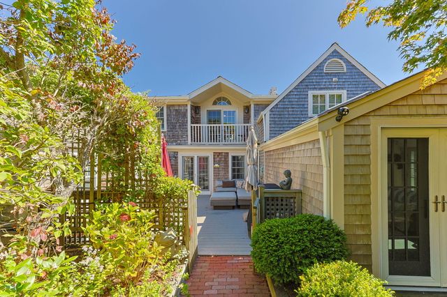 28 Commercial Street Unit 2, Provincetown, MA 02657