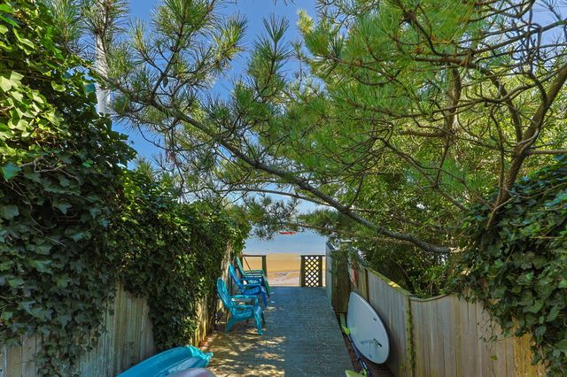 28 Commercial Street Unit 2, Provincetown, MA 02657