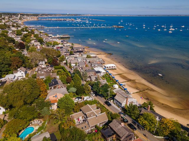 28 Commercial Street Unit 2, Provincetown, MA 02657