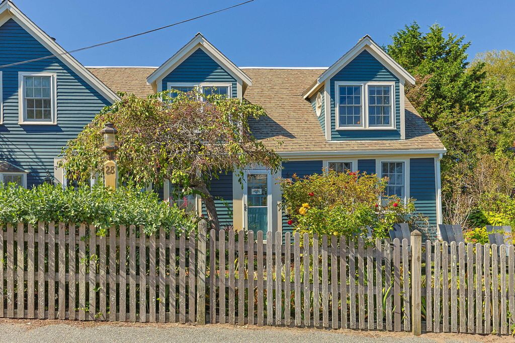 28 Commercial Street Unit 2, Provincetown, MA 02657