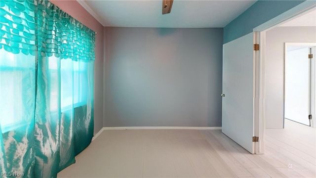 6502 Farnsworth Drive, Parma, OH 44129