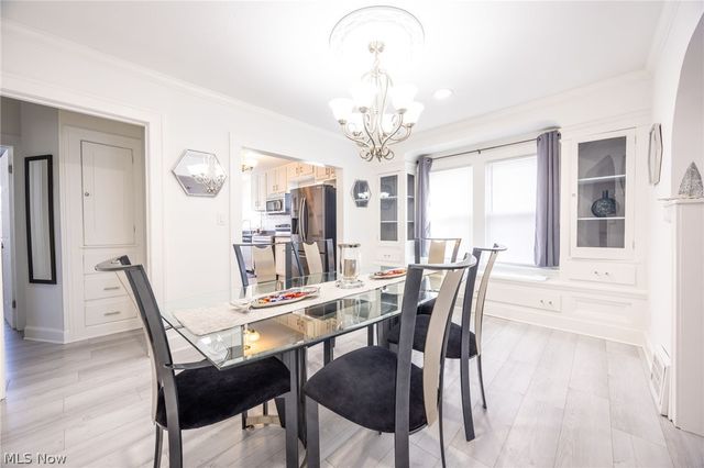 6502 Farnsworth Drive, Parma, OH 44129