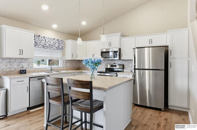 14822 S 19th Street, Bellevue, NE 68123