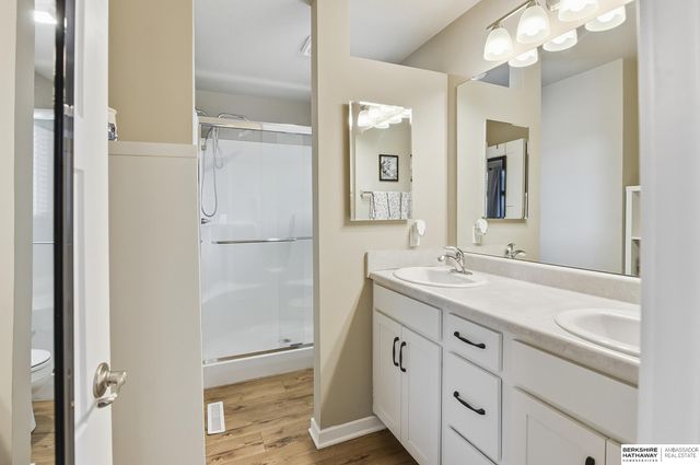 14822 S 19th Street, Bellevue, NE 68123