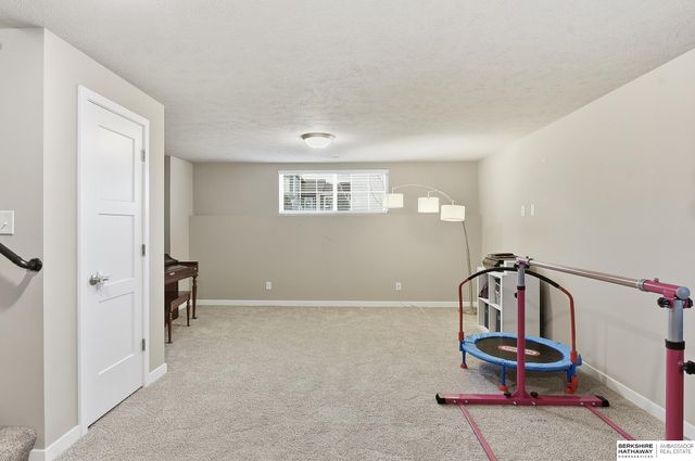 14822 S 19th Street, Bellevue, NE 68123