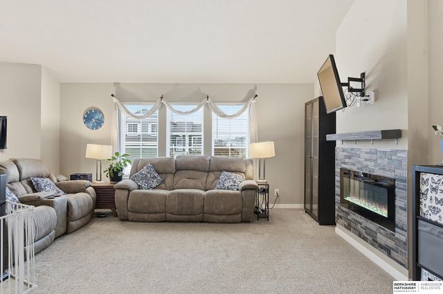 14822 S 19th Street, Bellevue, NE 68123