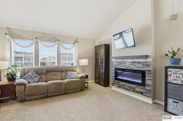 14822 S 19th Street, Bellevue, NE 68123