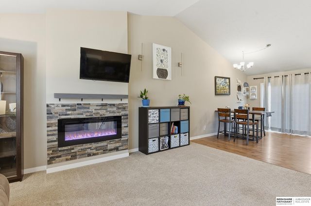 14822 S 19th Street, Bellevue, NE 68123